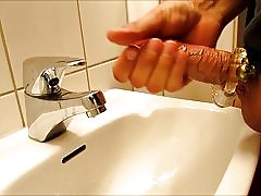 Duże obciążenia w publiczny toaletą