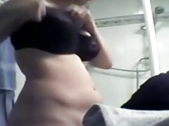 Ukryta kamera rejestruje potwór cycki